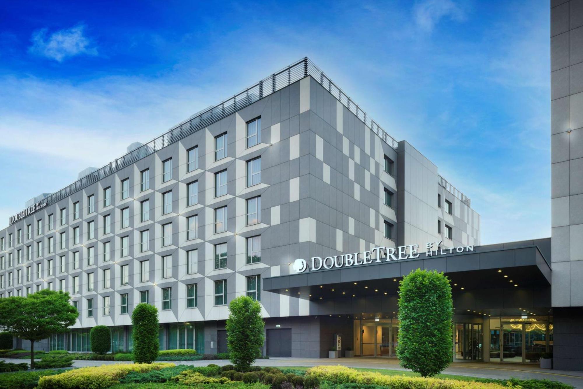 DoubleTree by Hilton Krakow Hotel&Convention Center Buitenkant foto